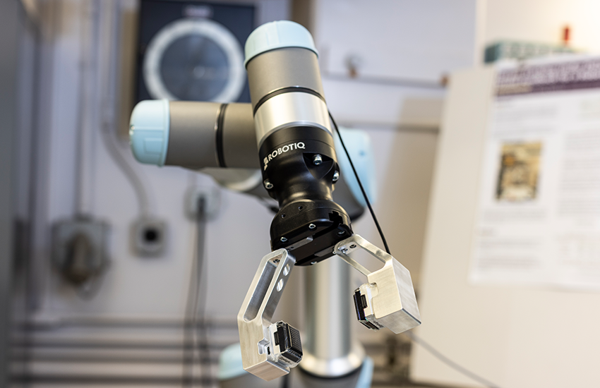 A robotic arm with a grasper