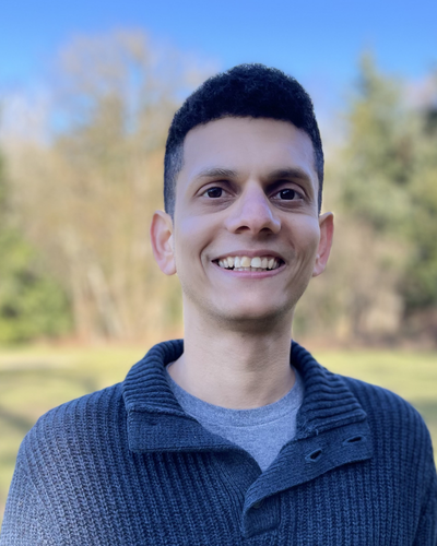 Ashish Manohar headshot