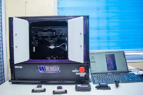 CoreView machine next to a laptop