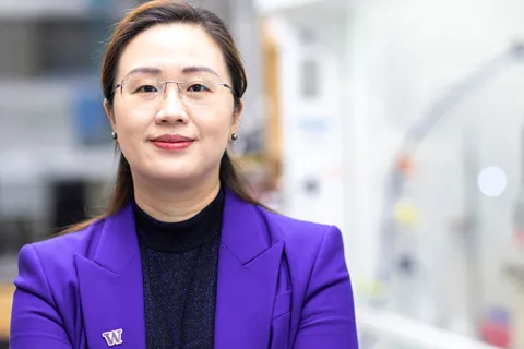 Jie Xiao headshot